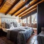 El Coritu, Estrenamos Dos Apartamentos, El 4 Y 5 Nieda