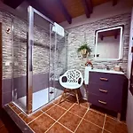 El Coritu, Estrenamos Dos Apartamentos, El 4 Y 5 Nieda
