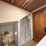 El Coritu, Estrenamos Dos Apartamentos, El 4 Y 5 Nieda