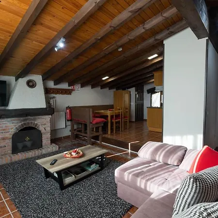 El Coritu, Estrenamos Dos Apartamentos, El 4 Y 5