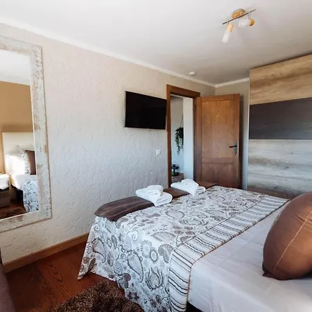 El Coritu, Estrenamos Dos Apartamentos, El 4 Y 5 Nieda