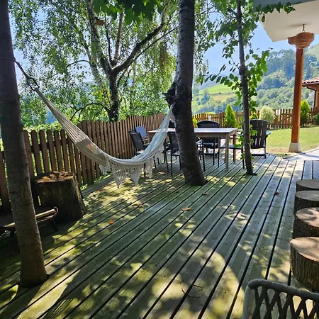 El Coritu, Estrenamos Dos Apartamentos, El 4 Y 5 * Nieda