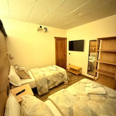 El Coritu, Estrenamos Dos Apartamentos, El 4 Y 5 شقة