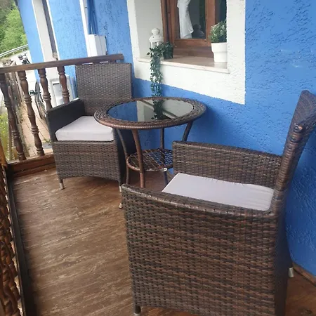 El Coritu, Estrenamos Dos Apartamentos, El 4 Y 5 Apartment
